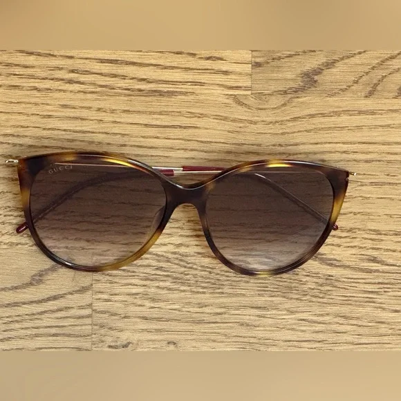 Authentic NWT Gucci Cat Eye Sunglasses in Havana/Red Shade - Picture 12 of 16